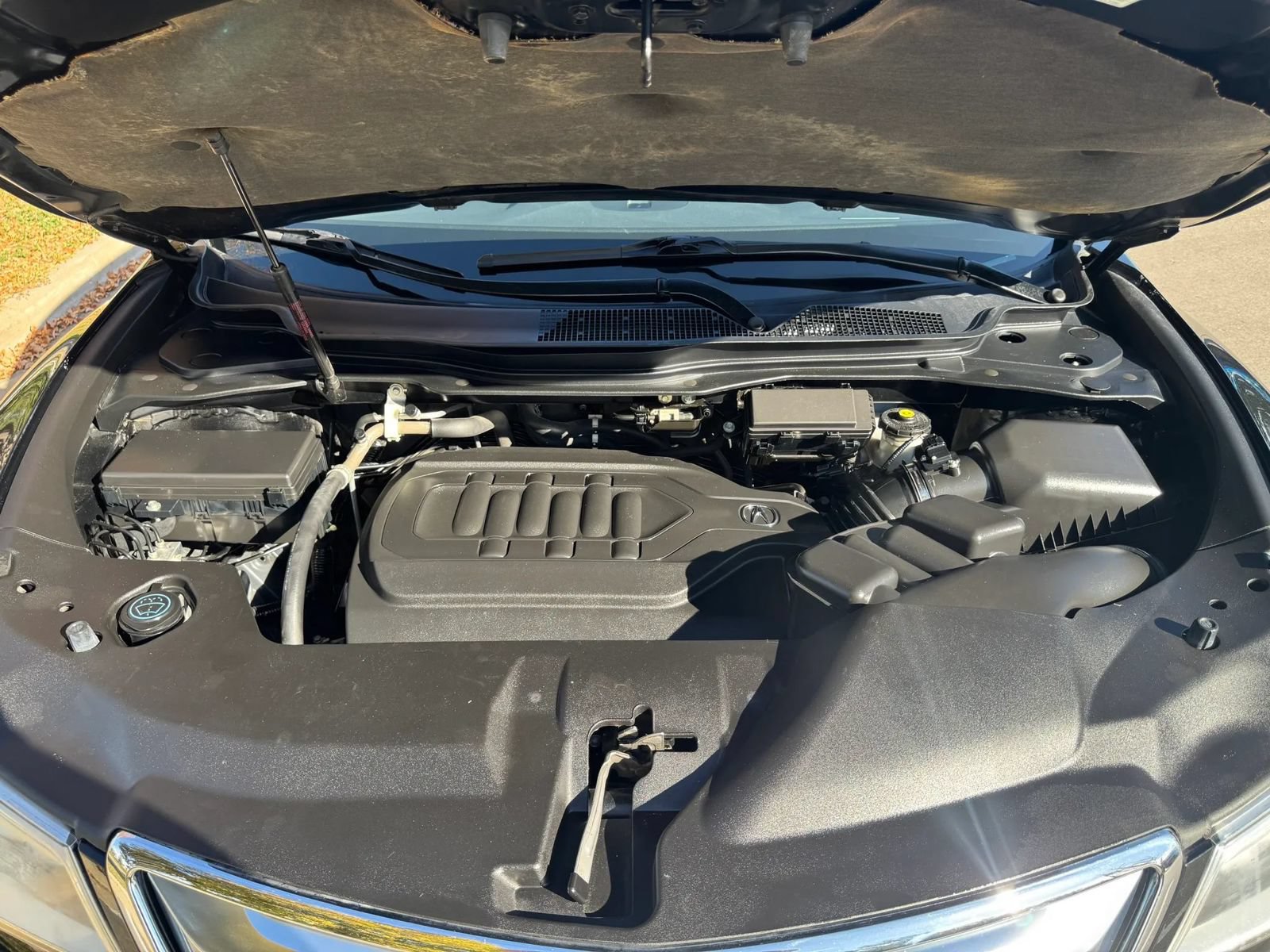 Used 2015 Acura MDX w/ Advance Package AWD/4WD image 32