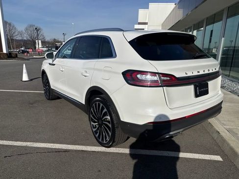 Used 2022 Lincoln Nautilus Black Label image 3