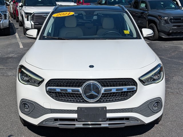 Used 2021 Mercedes-Benz GLA 250 4MATIC w/ Premium Package image 2