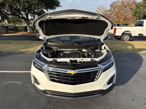 Used 2024 Chevrolet Equinox LT image 38