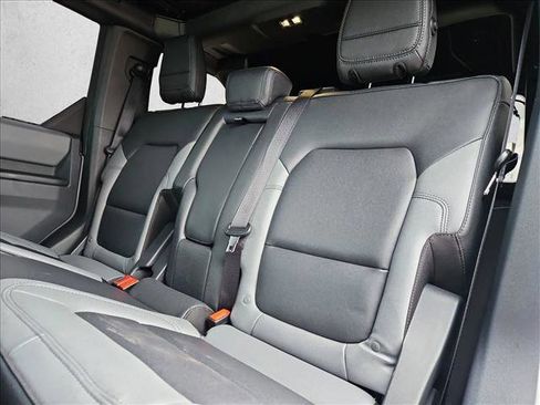 Used 2024 Ford Bronco Black Diamond image 15