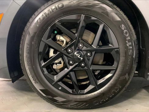 Used 2025 Kia K5 LXS FWD image 9