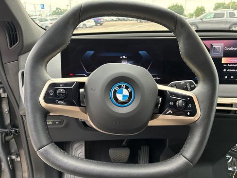 Used 2024 BMW iX xDrive50 w/ Premium Package AWD/4WD image 14