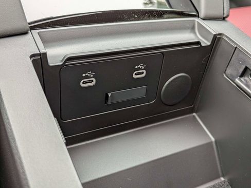 New 2026 MAZDA MAZDA3 Carbon image 22