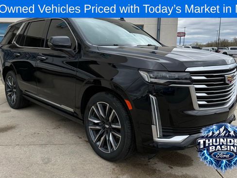 Used 2021 Cadillac Escalade Premium Luxury Platinum w/ Heavy-Duty Trailer Package AWD/4WD image 3