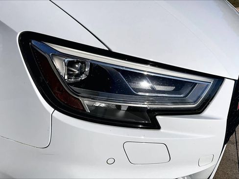 Used 2018 Audi RS 3 w/ Dynamic Plus Package image 26