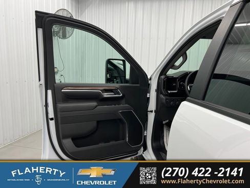 New 2026 Chevrolet Silverado 3500 LT w/ Convenience Package AWD/4WD image 16