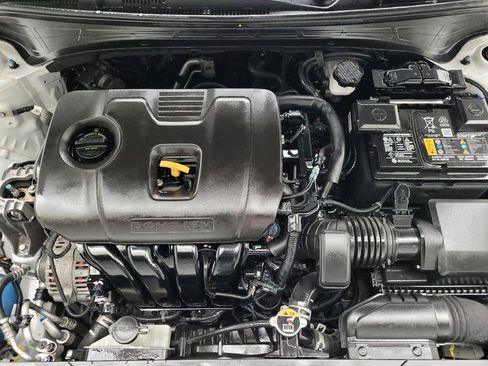 Used 2024 Kia Forte GT-Line image 30