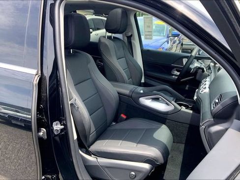 Certified 2025 Mercedes-Benz GLE 450 4MATIC image 7