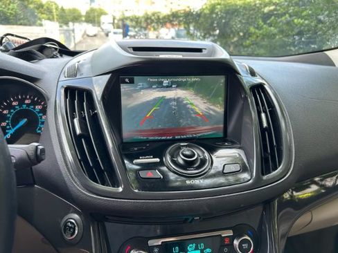 Used 2015 Ford Escape Titanium AWD/4WD image 15