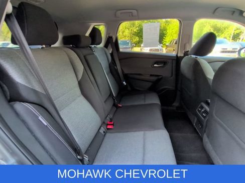 Used 2021 Nissan Rogue SV AWD/4WD image 32