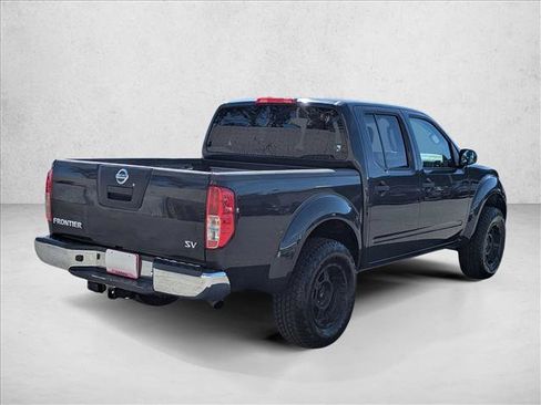 Used 2012 Nissan Frontier SV w/ SV Premium Utility Pkg image 5