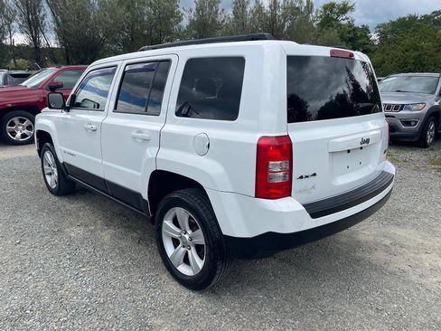 Used 2013 Jeep Patriot Latitude AWD/4WD image 7