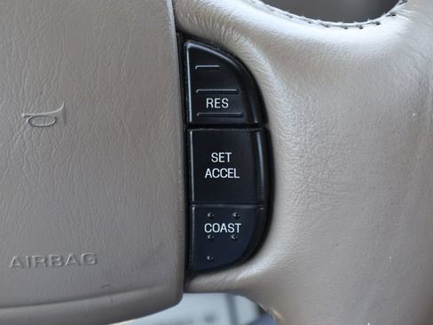 Used 2002 Ford F350 Lariat AWD/4WD image 7