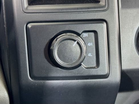Used 2019 Ford F150 XL w/ Equipment Group 101A Mid AWD/4WD image 14