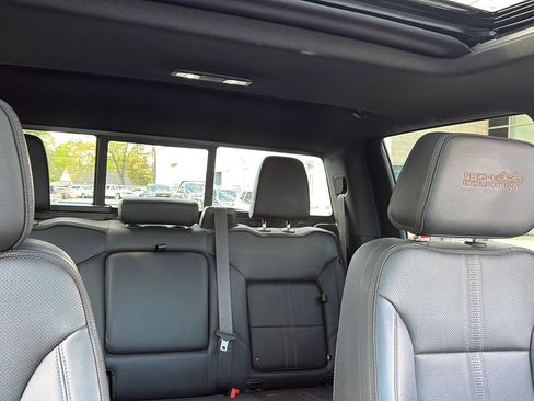 Certified 2023 Chevrolet Silverado 1500 High Country w/ High Country Premium Package AWD/4WD image 13
