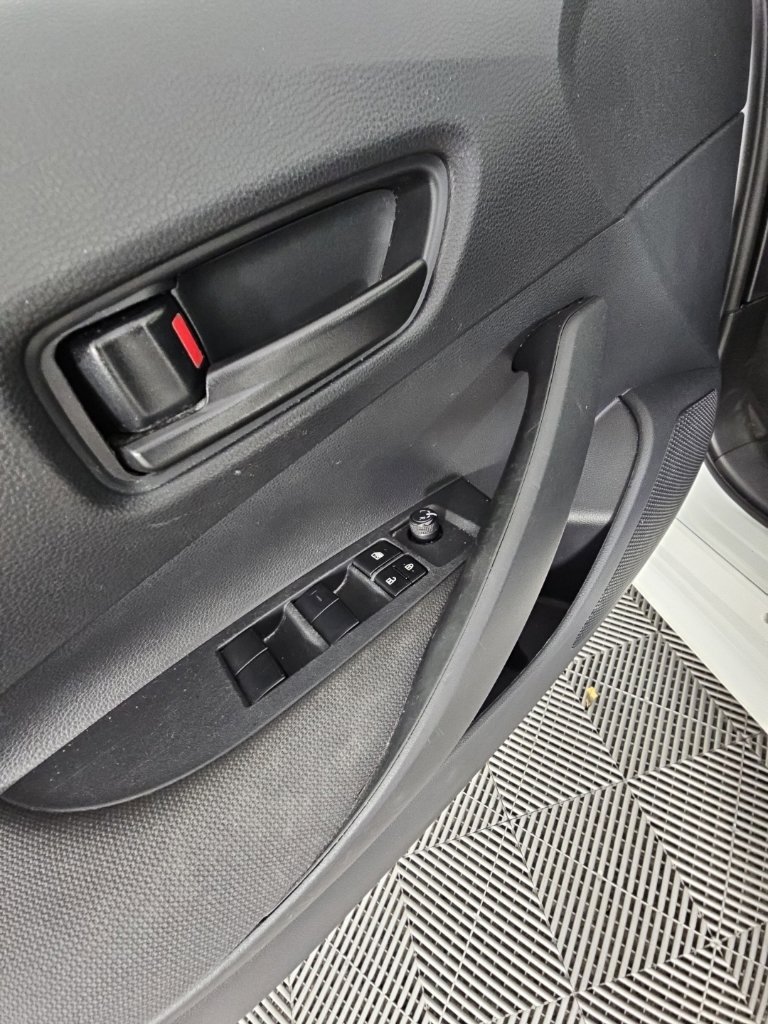 Used 2024 Toyota Corolla LE FWD image 30