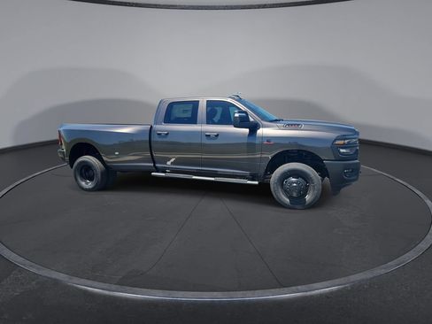New 2026 RAM 3500 Tradesman AWD/4WD image 9