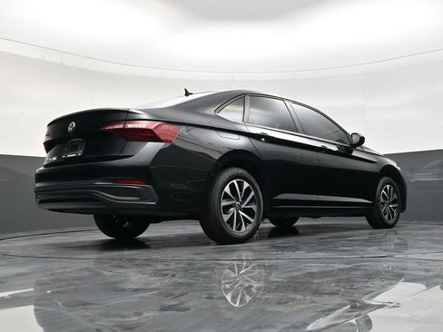 Used 2023 Volkswagen Jetta S image 24