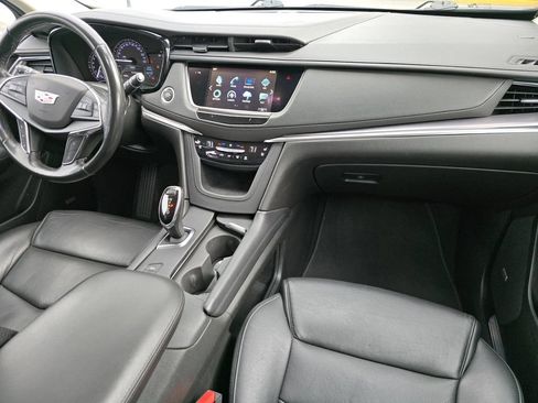Used 2019 Cadillac XT5 Premium Luxury AWD/4WD image 27