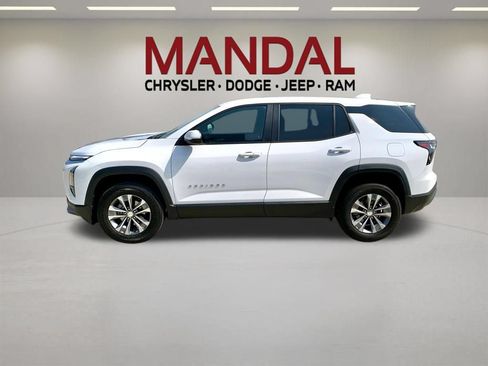 Used 2025 Chevrolet Equinox LT FWD image 8