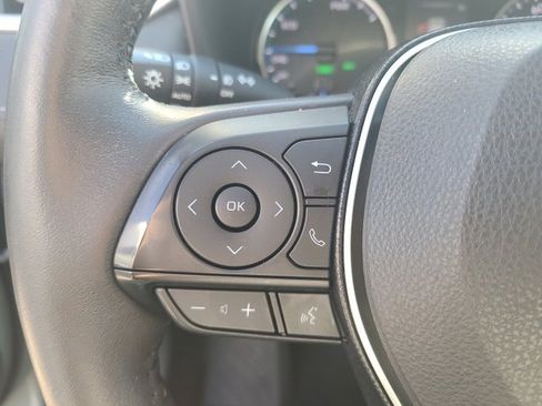 Used 2020 Toyota RAV4 XLE image 20