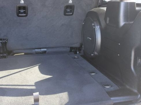 Used 2023 Jeep Wrangler Unlimited Rubicon w/ Cold Weather Group AWD/4WD image 43