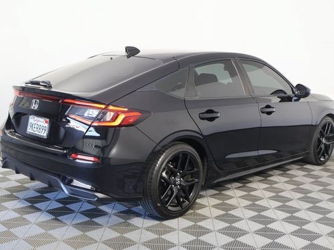 Used 2024 Honda Civic Sport image 4