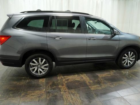 Used 2021 Honda Pilot EX image 4