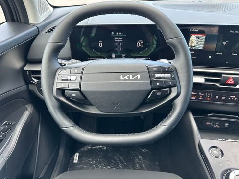 New 2026 Kia Sportage S image 16