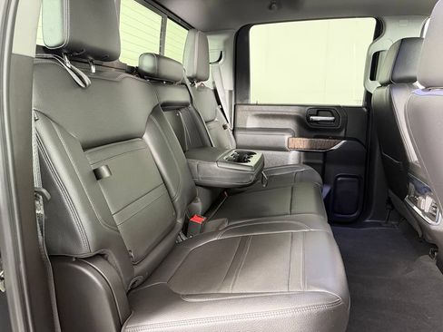 Used 2022 GMC Sierra 3500 Denali w/ Denali Ultimate Package AWD/4WD image 29
