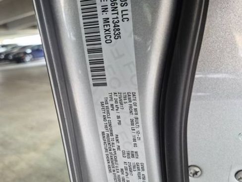 Used 2022 Jeep Compass Trailhawk AWD/4WD image 23