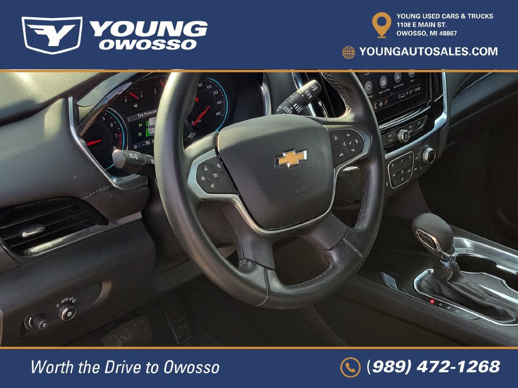 Used 2023 Chevrolet Traverse LT w/ Rear Camera Mirror Package AWD/4WD image 9