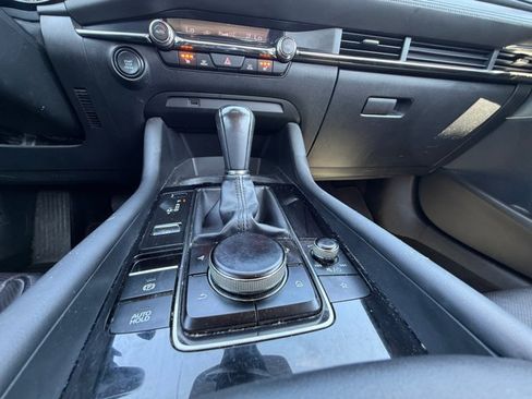 Used 2020 MAZDA MAZDA3 AWD Sedan w/ Premium Package image 18