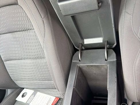 Used 2026 Chevrolet Equinox LT FWD image 31