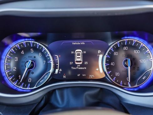 New 2027 Chrysler Pacifica Select FWD image 28