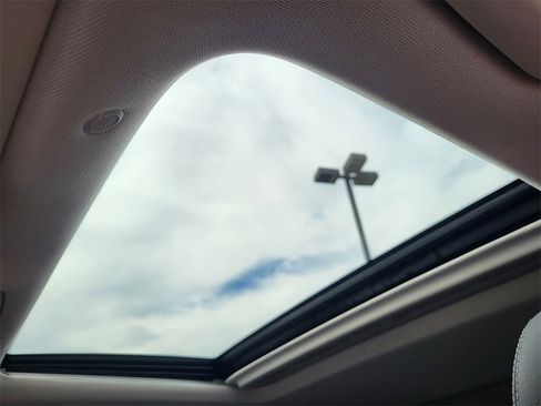 Used 2019 Mercedes-Benz C 300 4MATIC Sedan image 29