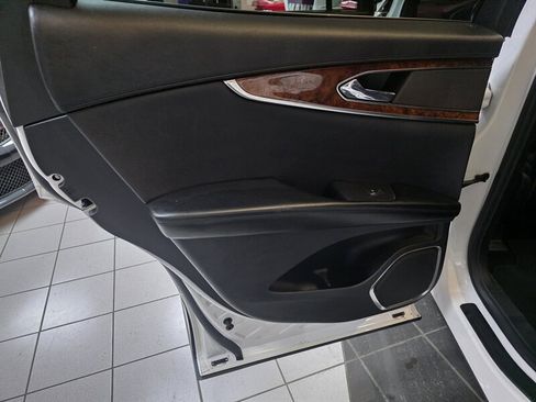 Used 2018 Lincoln MKX Select w/ Select Plus Package image 41