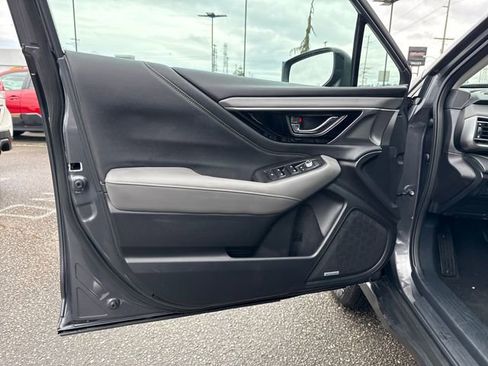 Certified 2025 Subaru Outback Onyx Edition image 15