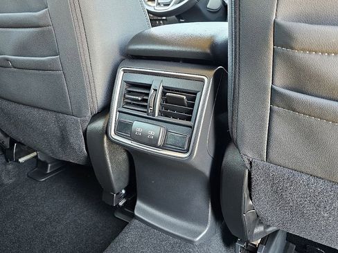 Certified 2023 Subaru Forester Premium AWD/4WD image 22