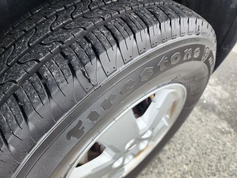 Used 2010 Ford Escape XLT image 29