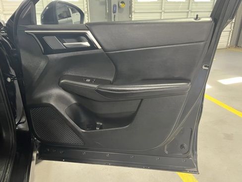 Used 2024 Mitsubishi Outlander SE image 40