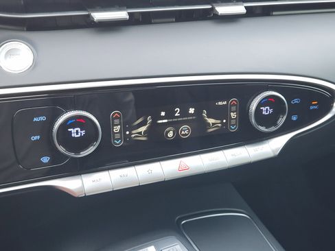 Used 2023 Genesis GV70 2.5T Select w/ Select Package image 23