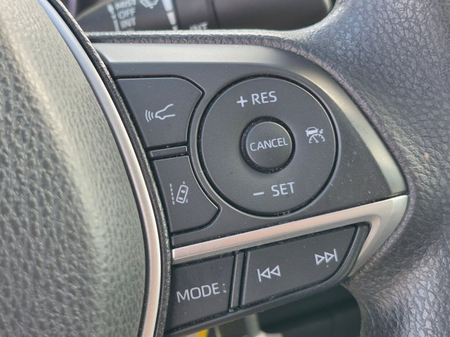 Used 2021 Toyota Camry LE FWD image 15