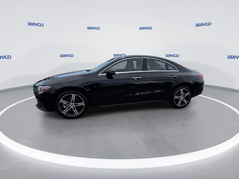 Used 2023 Mercedes-Benz CLA 250 image 5