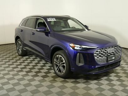 Certified 2025 Audi Q5 Premium w/ Convenience Package