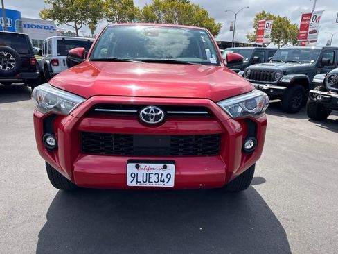 Used 2024 Toyota 4Runner SR5 RWD image 4