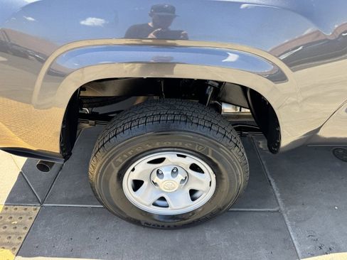 Used 2023 Toyota Tacoma SR image 15