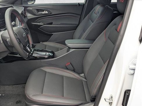 New 2026 Chevrolet Trax RS FWD image 4