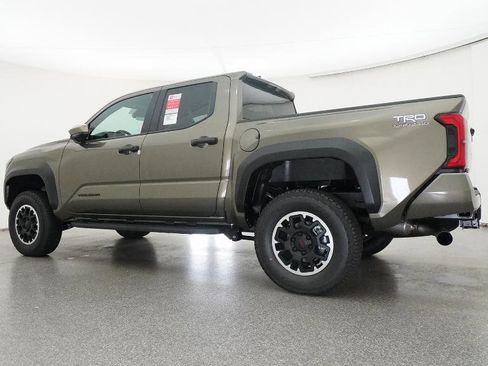 New 2026 Toyota Tacoma TRD Off-Road AWD/4WD image 23